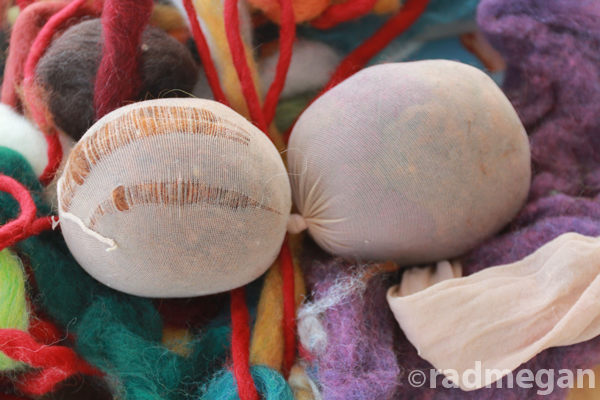 Make a Wool Ball from Wool Yarn using the Wet Felt Method 